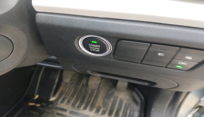 2024 Tata PUNCH ACCOMPLISHED DAZZLE SUNROOF CNG MT, Petrol, Manual, 23,861 km, interior