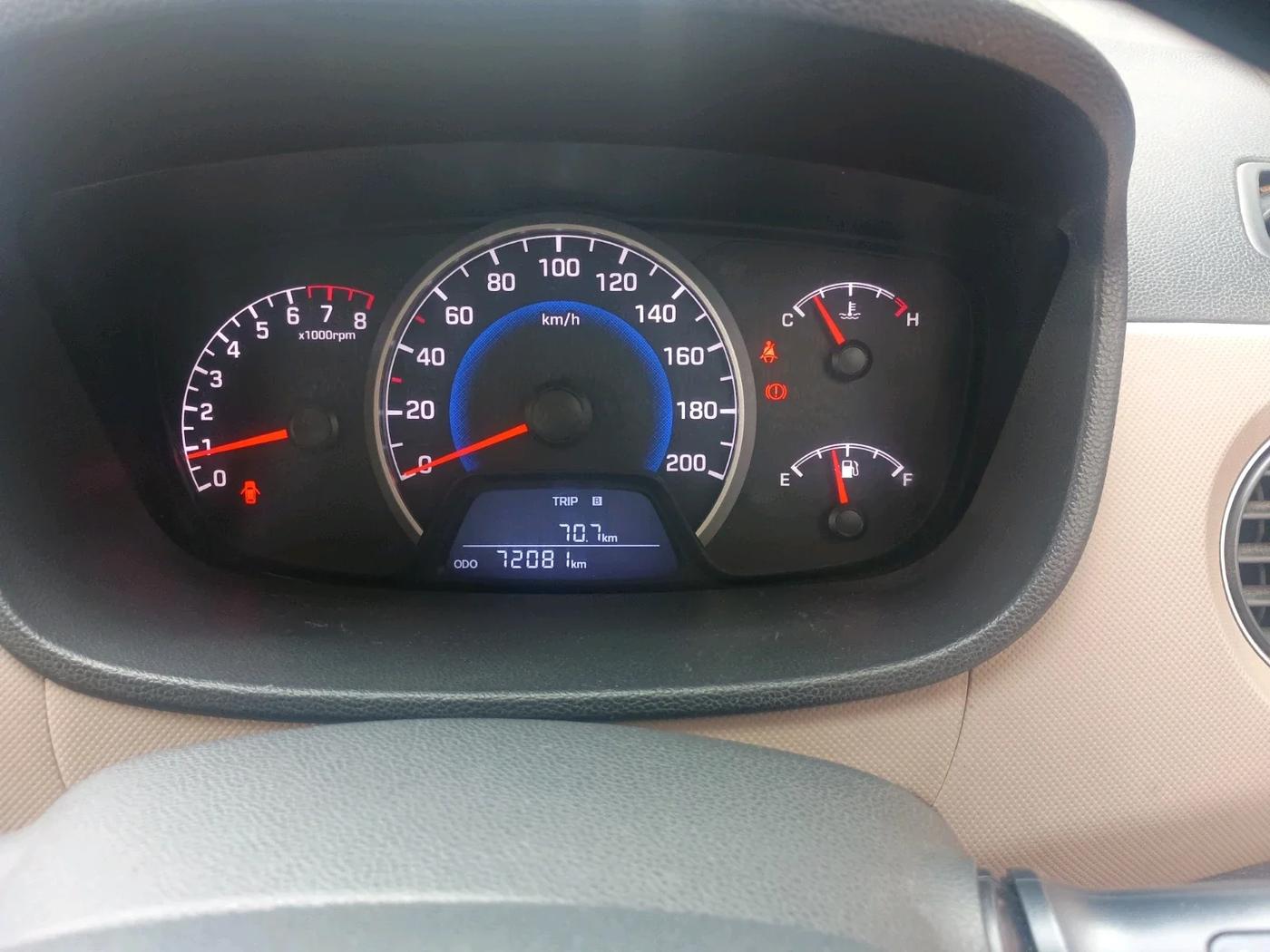 2017 Hyundai Grand i10 MAGNA 1.2 KAPPA VTVT, CNG, Manual, 72,081 km, interior
