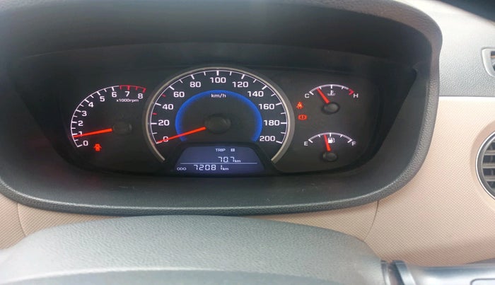 2017 Hyundai Grand i10 MAGNA 1.2 KAPPA VTVT, CNG, Manual, 72,081 km, interior