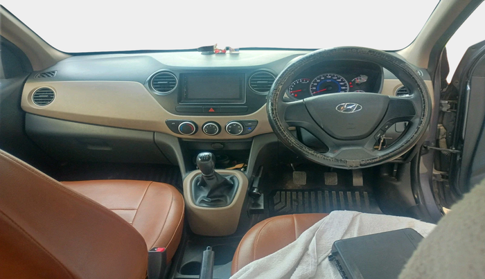 2017 Hyundai Grand i10 MAGNA 1.2 KAPPA VTVT, CNG, Manual, 72,081 km, interior