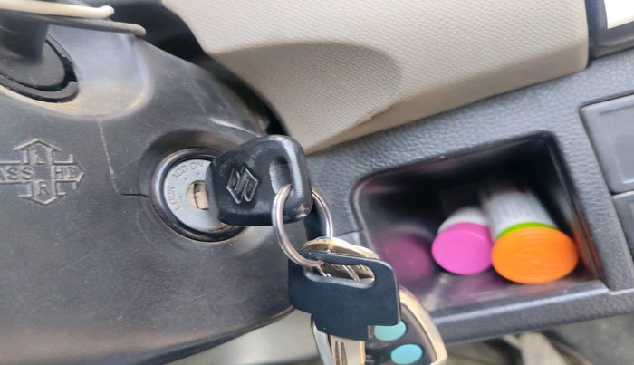 2014 Maruti Wagon R 1.0 LXI CNG, Petrol, Manual, 1,61,667 km, interior