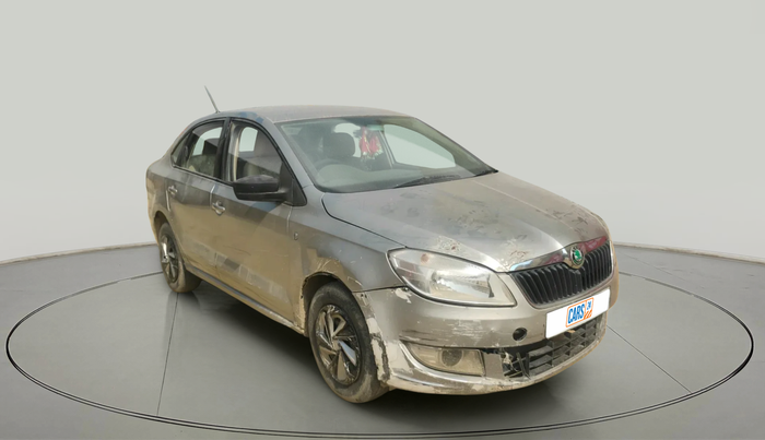 2011 Skoda Rapid AMBITION 1.6 MPI MT, Petrol, Manual, 71,080 km, exterior