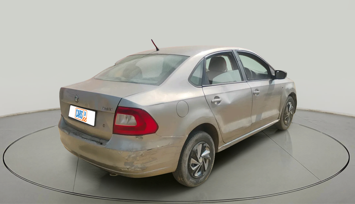 2011 Skoda Rapid AMBITION 1.6 MPI MT, Petrol, Manual, 71,080 km, exterior