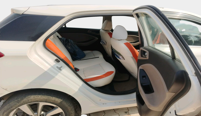 2016 Hyundai Elite i20 ASTA 1.4 CRDI (O), Diesel, Manual, 1,08,551 km, interior