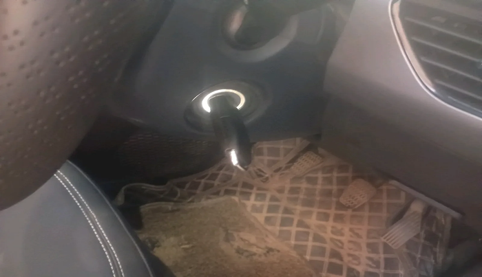 2022 Tata NEXON XM SUNROOF DIESEL, Diesel, Manual, 53,280 km, interior