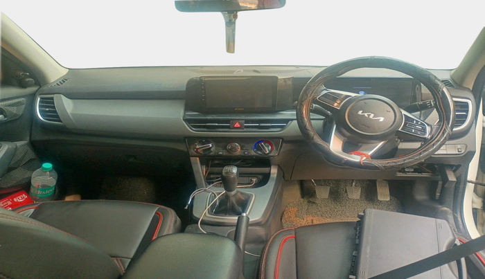 2023 KIA SELTOS  HTE 1.5 PETROL MT, Petrol, Manual, 65,709 km, interior