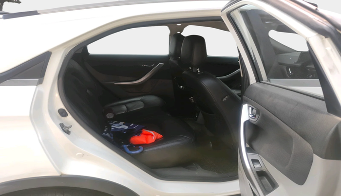 2018 Tata NEXON XZ PLUS DIESEL, Diesel, Manual, 1,76,292 km, interior