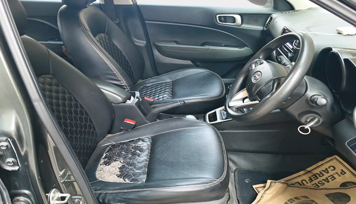 2019 Hyundai VENUE S 1.2, Petrol, Manual, 68,458 km, interior