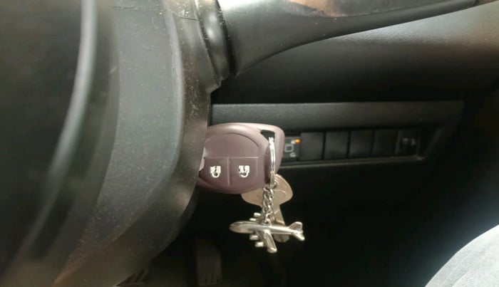 2018 Maruti Swift VXI, Petrol, Manual, 92,600 km, interior