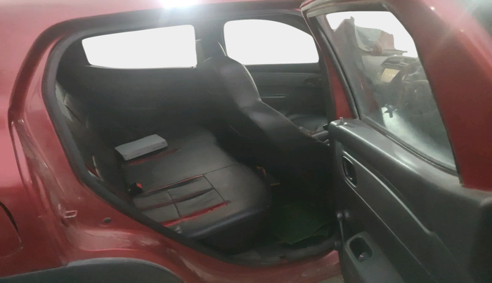 2016 Renault Kwid RXT 0.8, Petrol, Manual, 1,13,700 km, interior