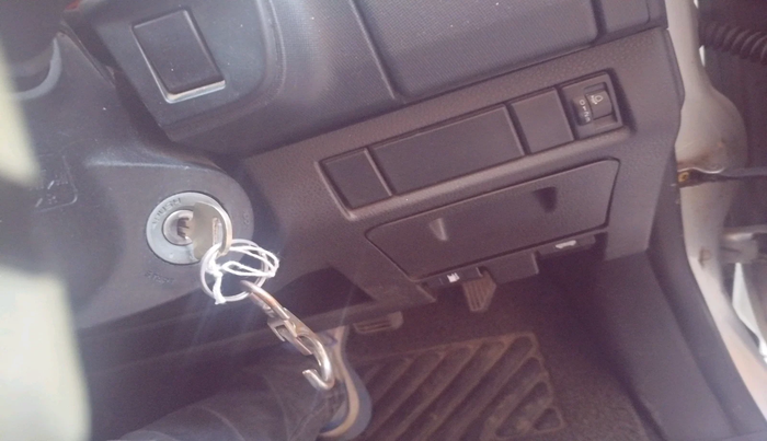 2019 ISUZU D-MAX S-CAB 2.5 TD, Diesel, Manual, 1,10,802 km, interior