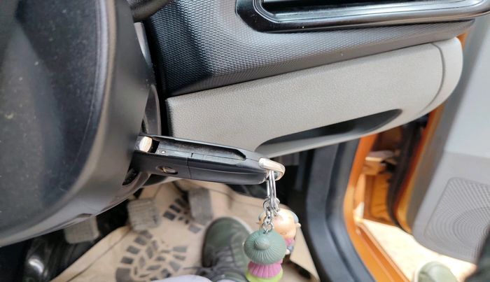 2017 Tata Tiago XT PETROL, Petrol, Manual, 40,101 km, interior