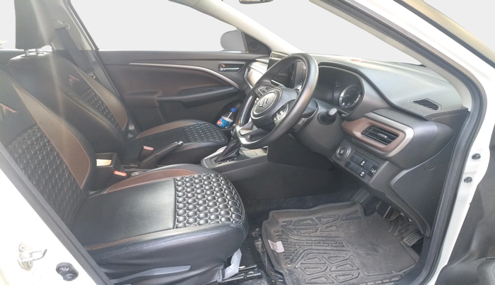 2024 Maruti BREZZA ZXI AT SMART HYBRID, Petrol, Automatic, 6,451 km, interior