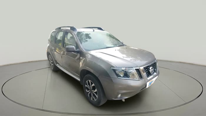 2016 Nissan Terrano XL (D), Diesel, Manual, 1,21,391 km, exterior