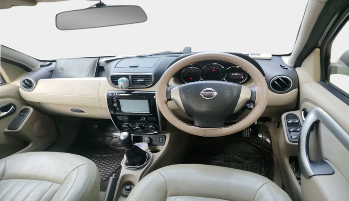 2016 Nissan Terrano XL (D), Diesel, Manual, 1,21,391 km, interior