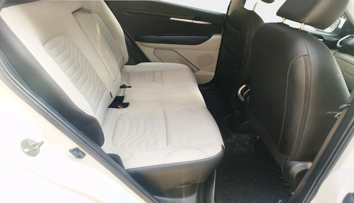 2020 KIA SONET HTX 1.0 IMT, Petrol, Manual, 37,496 km, interior