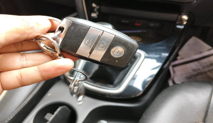 2019 KIA SELTOS HTK PLUS 1.5 DIESEL, Diesel, Manual, 1,50,644 km, interior