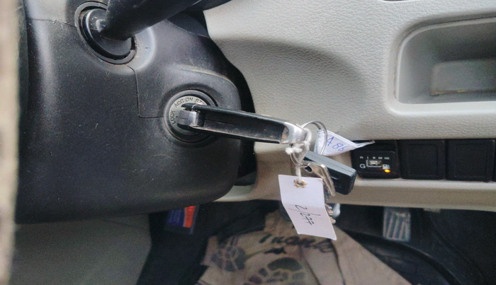 2014 Maruti Celerio VXI AMT, CNG, Automatic, 1,43,427 km, interior