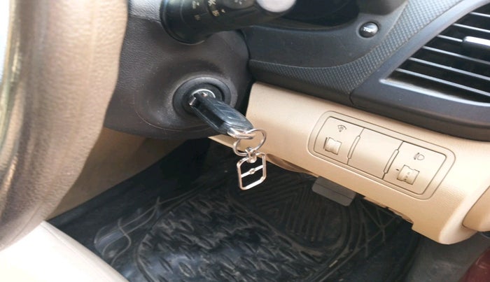 2013 Hyundai Verna FLUIDIC 1.6 VTVT SX, Petrol, Manual, 83,032 km, interior