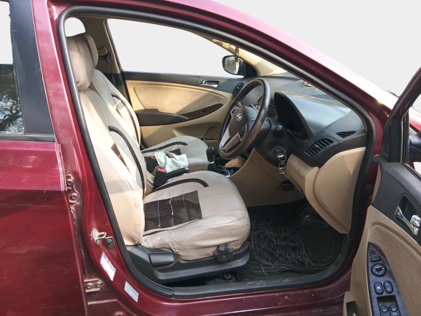 2013 Hyundai Verna FLUIDIC 1.6 VTVT SX, Petrol, Manual, 83,032 km, interior