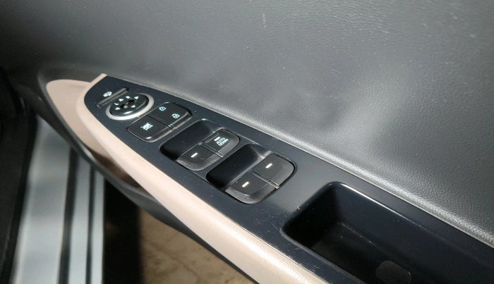 2019 Hyundai Grand i10 SPORTZ 1.2 KAPPA VTVT, Petrol, Manual, 91,750 km, interior