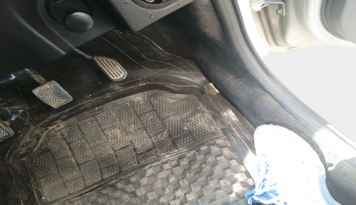 2011 Toyota Etios G, Petrol, Manual, 2,00,000 km, interior