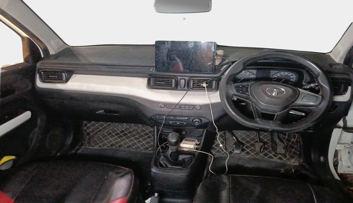 2021 Tata PUNCH PURE MT, Petrol, Manual, 70,296 km, interior