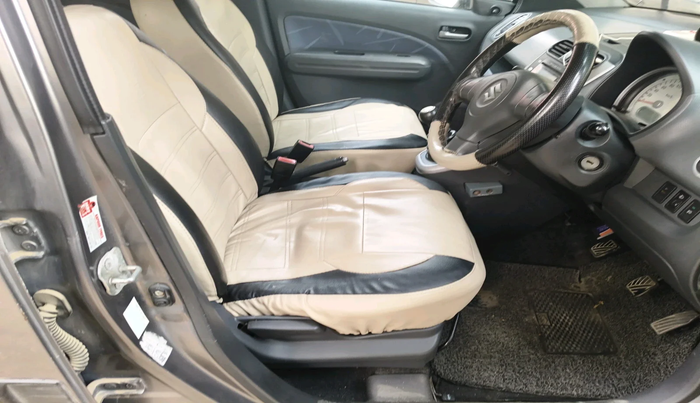 2011 Maruti Ritz VXI, Petrol, Manual, 1,00,000 km, interior