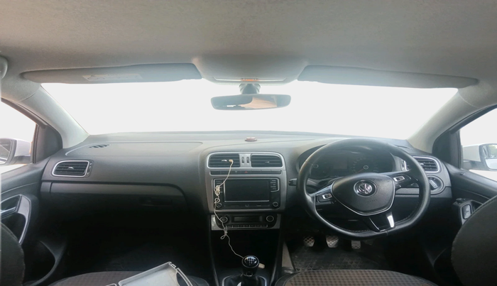 2018 Volkswagen Polo HIGHLINE PLUS 1.2(16 ALLOY, Petrol, Manual, 98,998 km, interior