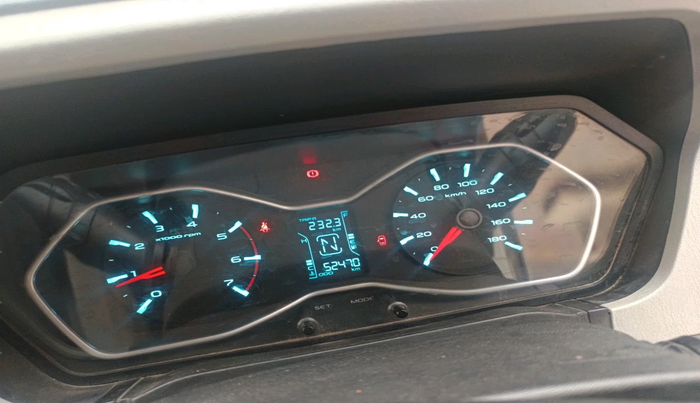 2018 Mahindra Scorpio S9, Diesel, Manual, 52,470 km, interior