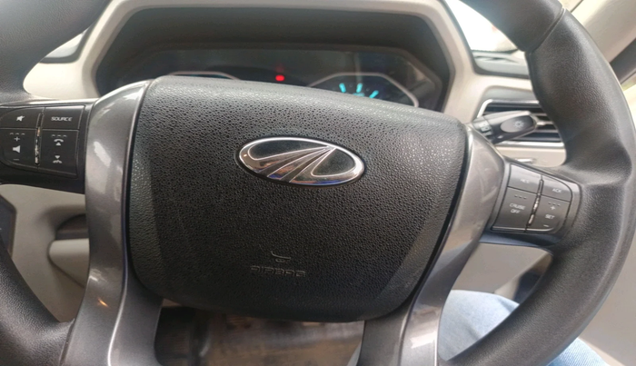 2018 Mahindra Scorpio S9, Diesel, Manual, 52,470 km, interior