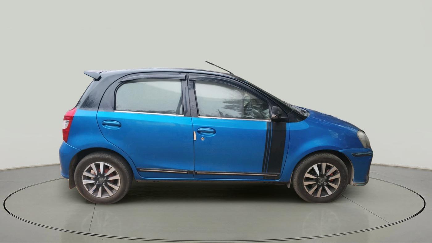 2017 Toyota Etios Liva V, Petrol, Manual, 26,481 km, exterior