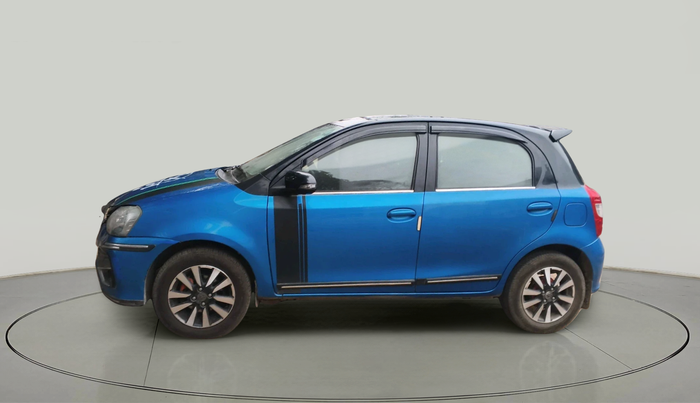 2017 Toyota Etios Liva V, Petrol, Manual, 26,481 km, exterior