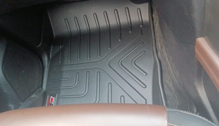 2022 Mahindra SCORPIO-N Z8 L DIESEL AT 2WD 7 STR, Diesel, Automatic, 46,764 km, interior