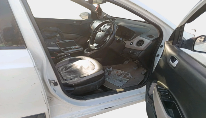 2014 Hyundai Grand i10 SPORTZ 1.2 KAPPA VTVT, Petrol, Manual, 1,36,922 km, interior