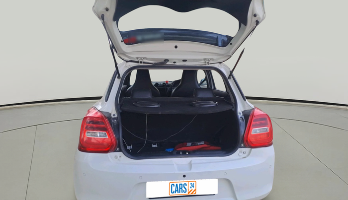 2021 Maruti Swift LXI, Petrol, Manual, 55,355 km, exterior