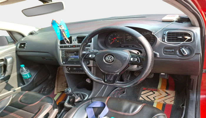 2016 Volkswagen Cross Polo HIGHLINE MPI, Petrol, Manual, 52,328 km, interior