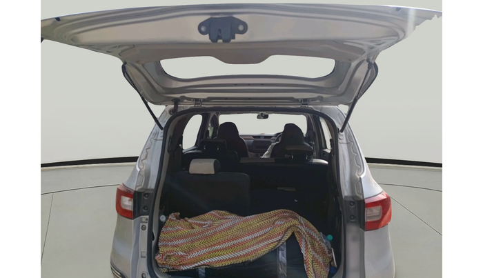 2023 Renault TRIBER RXE MT, Petrol, Manual, 83,484 km, exterior