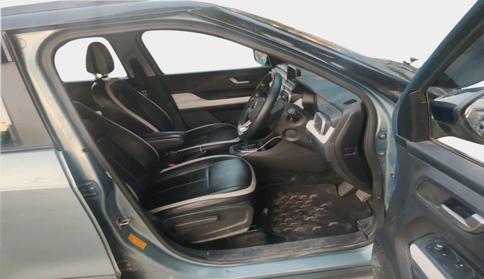 2024 Tata PUNCH CREATIVE  AMT, Petrol, Automatic, 6,843 km, interior