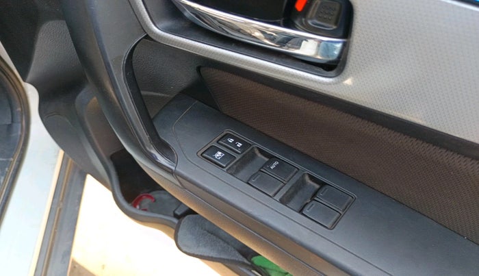 2022 Toyota URBAN CRUISER PREMIUM GRADE MT, Petrol, Manual, 79,305 km, interior