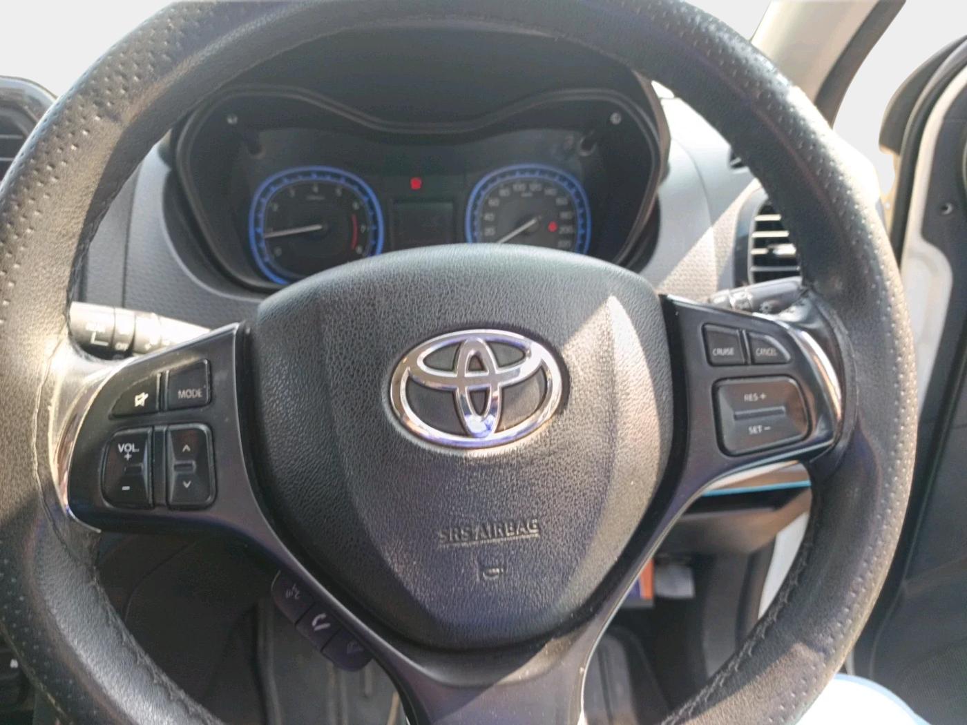 2022 Toyota URBAN CRUISER PREMIUM GRADE MT, Petrol, Manual, 79,305 km, interior