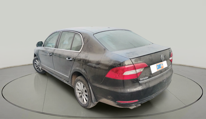 2014 Skoda Superb ELEGANCE 1.8 TSI MT, Petrol, Manual, 1,01,085 km, exterior