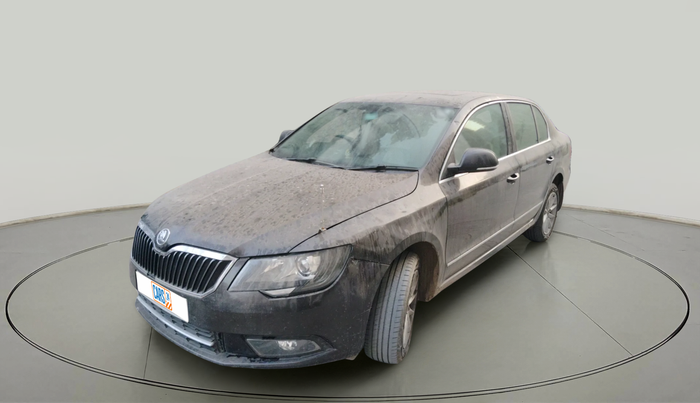2014 Skoda Superb ELEGANCE 1.8 TSI MT, Petrol, Manual, 1,01,085 km, exterior
