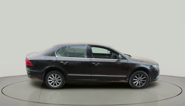 2014 Skoda Superb ELEGANCE 1.8 TSI MT, Petrol, Manual, 1,01,085 km, exterior