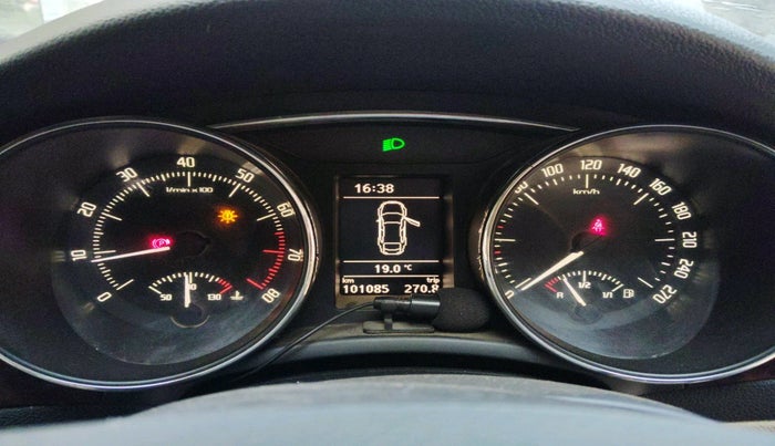 2014 Skoda Superb ELEGANCE 1.8 TSI MT, Petrol, Manual, 1,01,085 km, interior