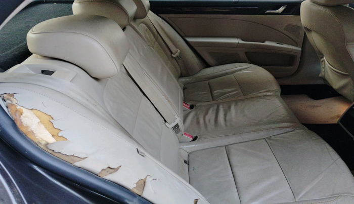 2014 Skoda Superb ELEGANCE 1.8 TSI MT, Petrol, Manual, 1,01,085 km, interior