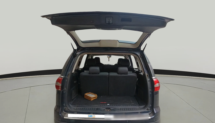 2017 Tata Hexa XTA 4X2 6 STR, Diesel, Automatic, 1,44,247 km, exterior