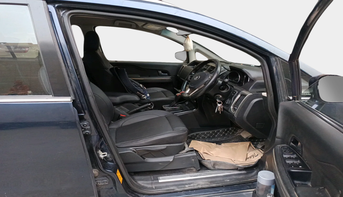 2017 Tata Hexa XTA 4X2 6 STR, Diesel, Automatic, 1,44,247 km, interior