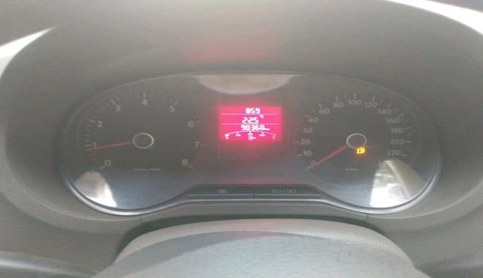 2011 Volkswagen Vento TRENDLINE 1.6, Petrol, Manual, 90,360 km, interior