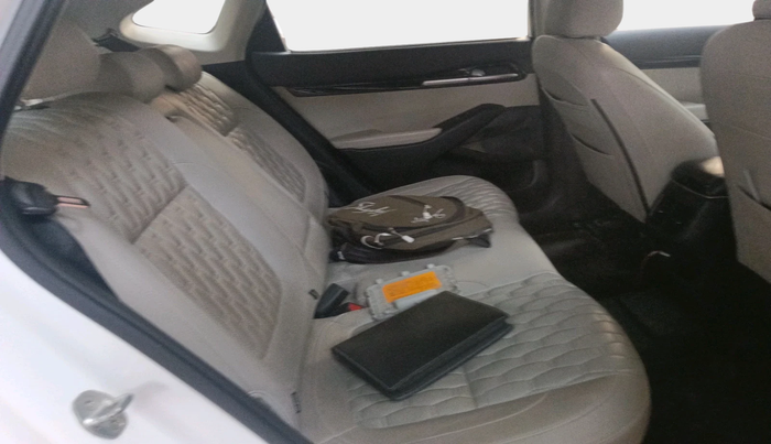 2021 KIA SELTOS HTX 1.5 PETROL, Petrol, Manual, 1,25,903 km, interior